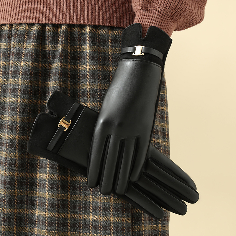 1 Pair of Gloves for Women in  - مراجعة Leather Driving Glove وسعره